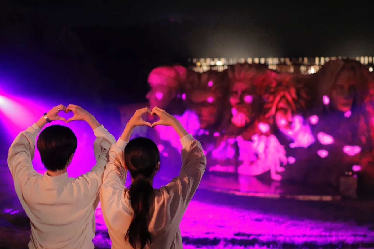 NARUTO＆BORUTO 忍里】大迫力のプロジェクションマッピング！ | 【公式