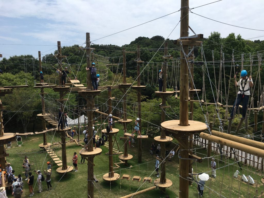 おこさま専用コースもあるから安心！全4コースの巨大アスレチック