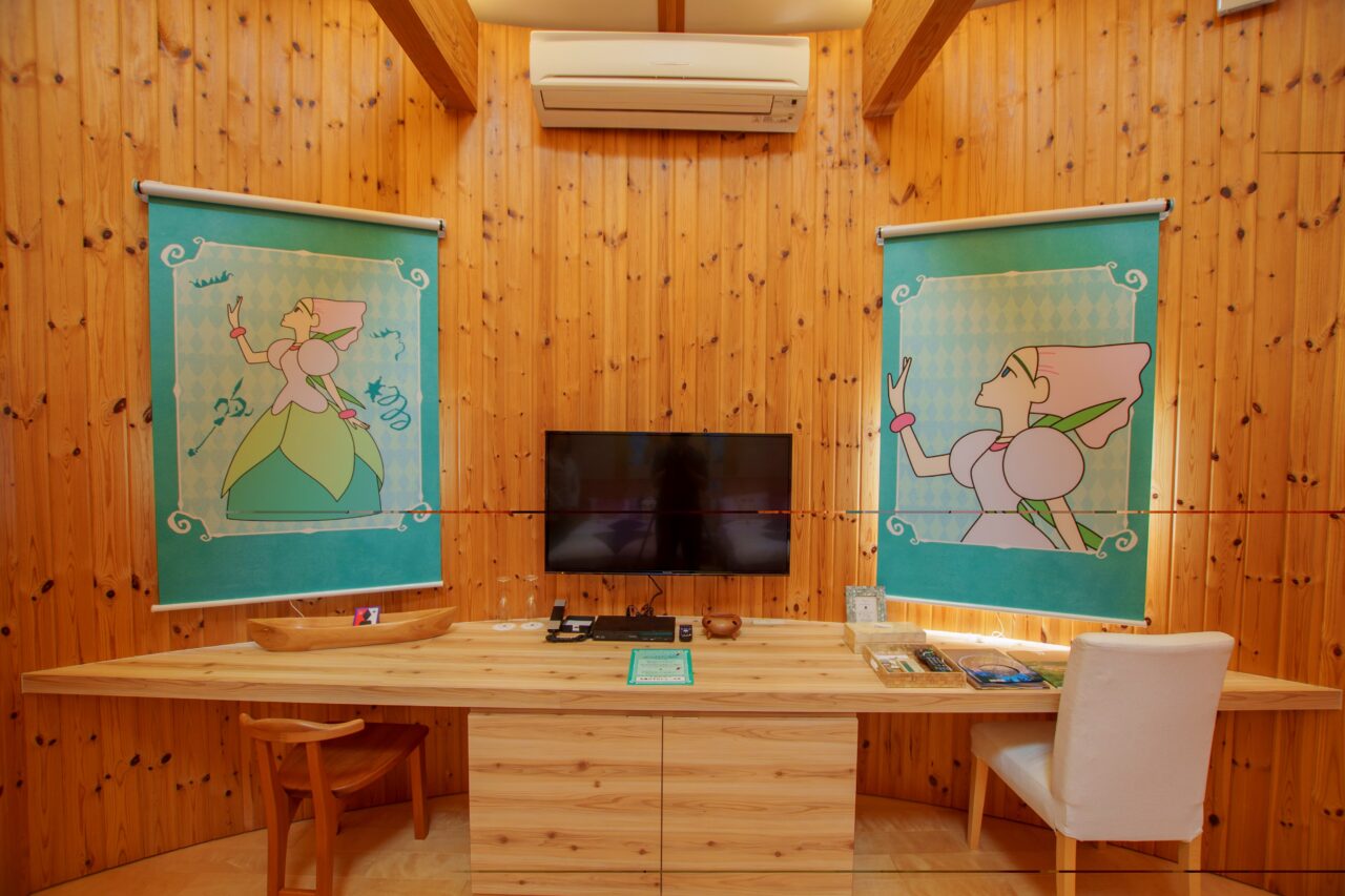 しんちゃん　高田ベッド3台のうち一台 新製品案内にまごころ推薦品1278追加 - 高田ベッド製作所｜マッサージ